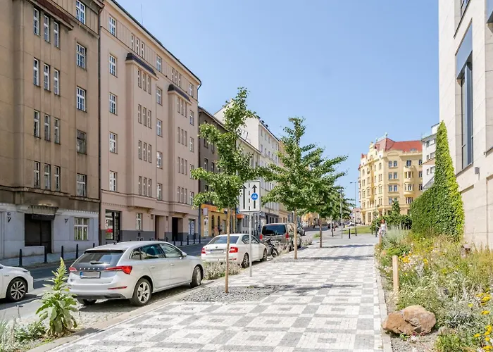 Blueground Holesovice Balcony Nr Vltava Prg-61 Appartamento